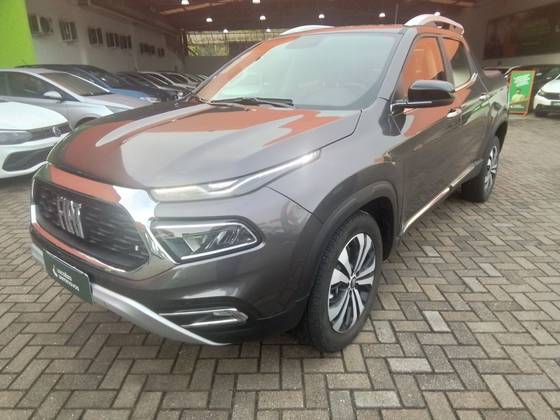 FIAT TORO 2.0 16V TURBO DIESEL VOLCANO 4WD AT9 FIAT TORO 2.0 16V TURBO DIESEL VOLCANO 4WD AT9